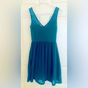 Short length size small dress, very comfortable stretchy material
